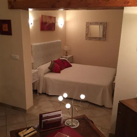 Les Sureaux Acomodação com café da manhã Le Pizou Quarto foto